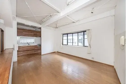 Residencia bifamiliar de 3 plantas en el Distrito de Setagaya, Tokio (2)