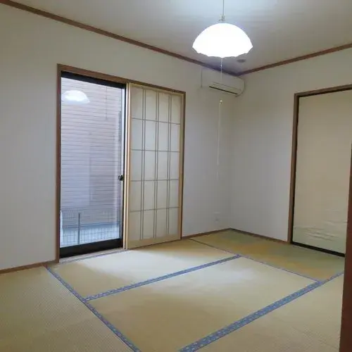 Propriété LDK de 15+ tatamis sur 2 étages, Ville d'Akishima, Métropole de Tokyo (2)