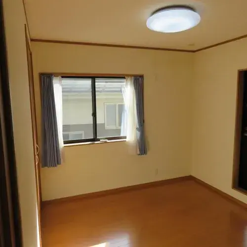 Propriété LDK de 15+ tatamis sur 2 étages, Ville d'Akishima, Métropole de Tokyo (4)