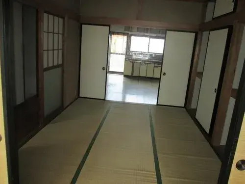 Slide 4