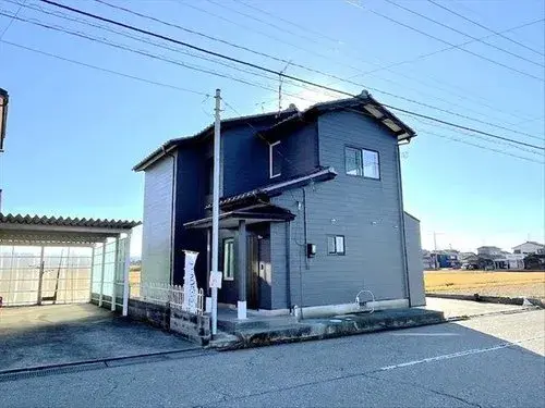 Akiya in هاكوسان