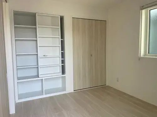 2-Story 15+ Tatami LDK Property Shimizu Ward, Shizuoka City, Shizuoka Prefecture (3)
