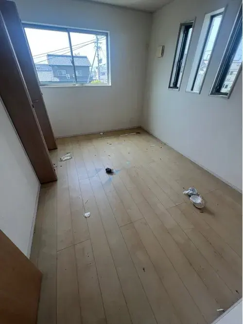 2-Story 18-Tatami LDK Property, Iwata City, Shizuoka Prefecture (4)