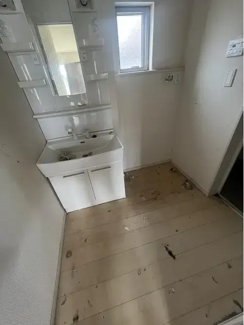 2-Story 18-Tatami LDK Property, Iwata City, Shizuoka Prefecture (5)