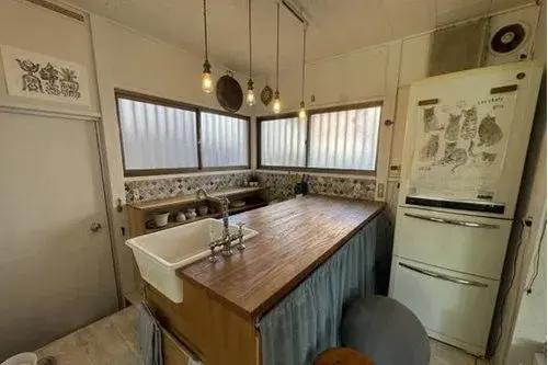 2-Bedroom 2-Story Property Atami City Shizuoka Prefecture (5)