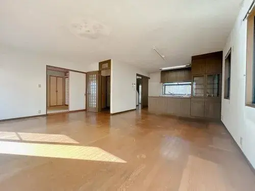 5LDK+S Property Tsushima City Aichi Prefecture (5)