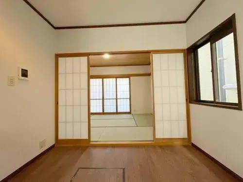 Casa de 2 pisos con almacenamiento Ciudad de Higashiosaka Prefectura de Osaka (2)