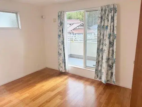 [4LDK Property] Higashihiroshima City Hiroshima Prefecture (4)