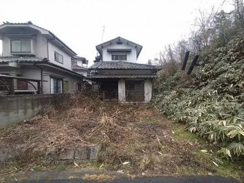 Akiya in Hatsukaichi