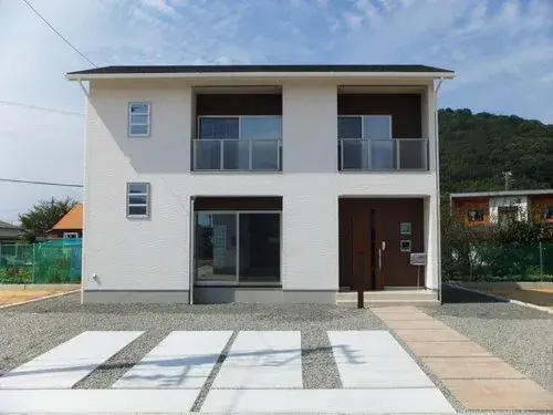 Akiya in Mitoyo