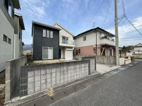 3LDK Toon City Ehime Prefecture (5)