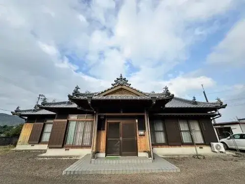 Akiya in Shikokuchuo