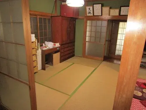 8DK Property Niihama City Ehime Prefecture (3)