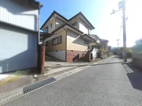 Akiya in Ville d'Ino