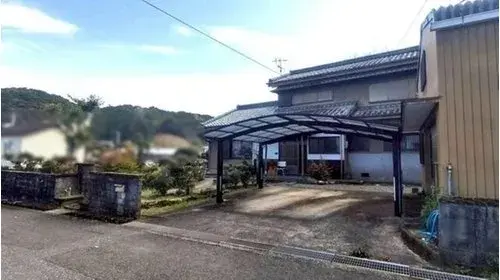 Akiya in Ville de Tosa