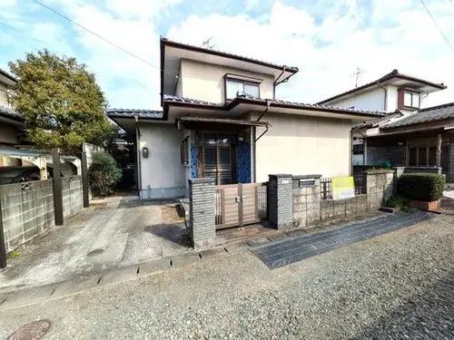 Akiya in Koshi