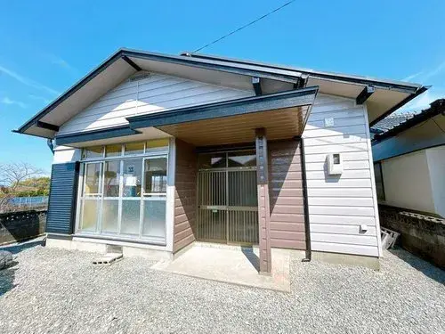 Akiya in Yatsushiro