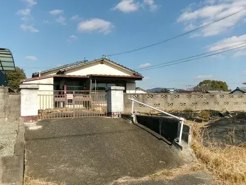 Akiya in Arao