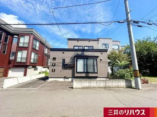 Akiya in Sapporo