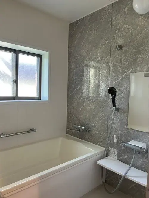 Hokkaido Sapporo City Detached House with 15+ Tatami LDK and Walk-in Closet (5)