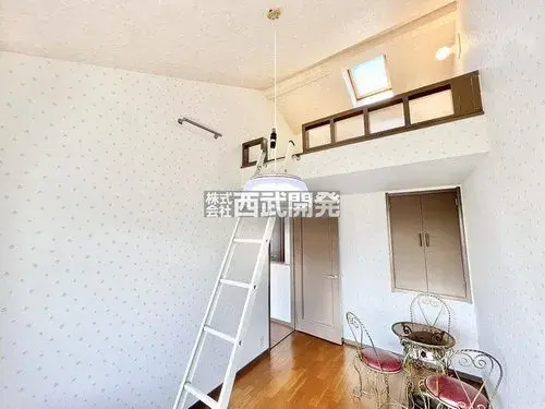 Casa de 2 pisos en la ciudad de Hanno, Saitama, con amplio almacenamiento (5)