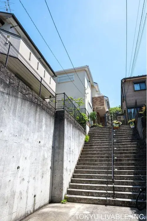 Akiya in Aoba Ward