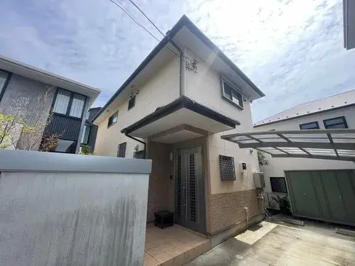 Akiya in Yokosuka