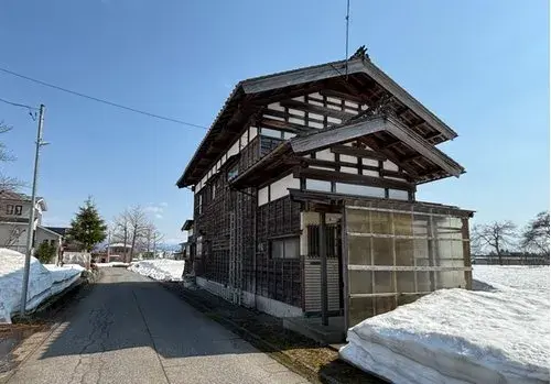 Akiya in Tokamachi
