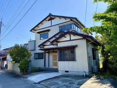 Akiya in Sakai