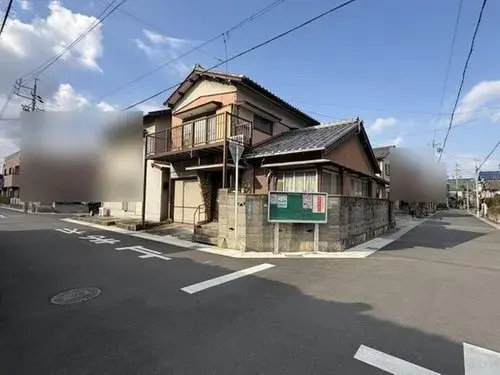 Akiya in Tsu