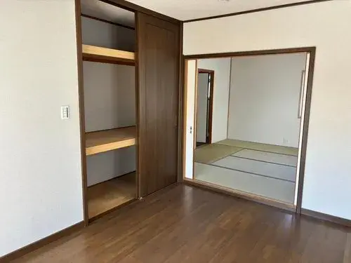 5LDK Yokkaichi City Mie Prefecture (12)