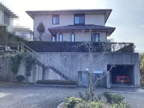 Akiya in Katano