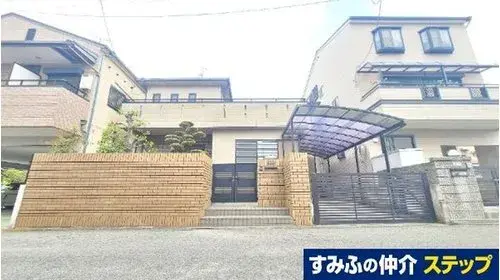 Akiya in Izumi