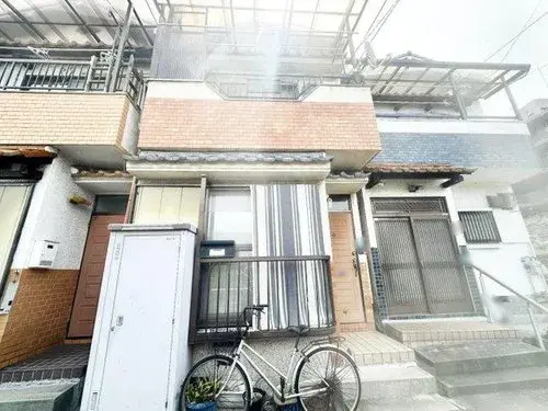 Akiya in Osaka