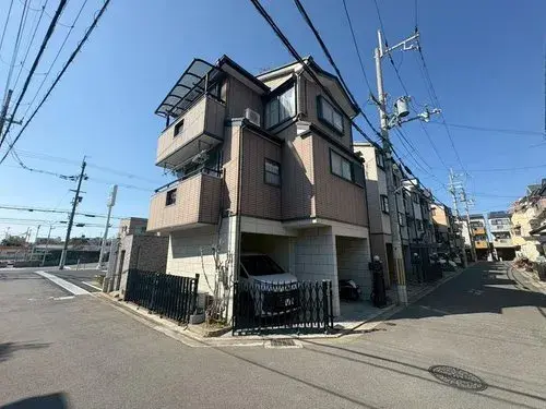 Akiya in Neyagawa