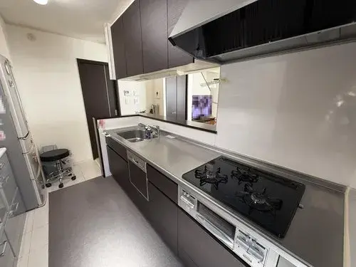 2-story, 18+ Tatami LDK Property Hirakata City, Osaka Prefecture (4)