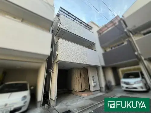 Akiya in Osaka