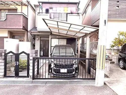 Akiya in Takatsuki