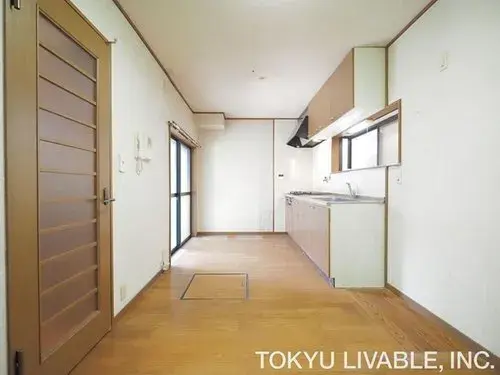 Hyogo Prefecture Nishinomiya City 4DK Property (2)