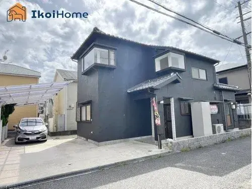 Akiya in Kobe