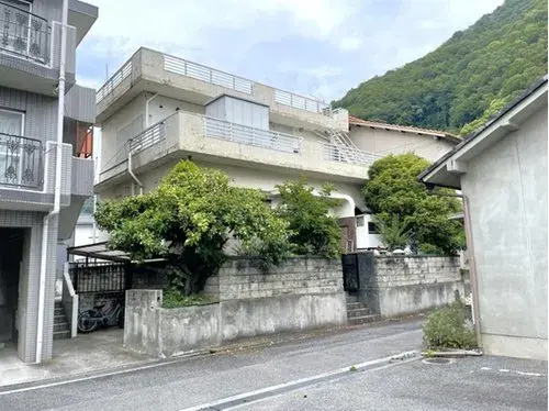 Akiya in Kure