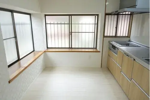 Ehime Prefecture Saijo City 4 Bedroom Property (17)