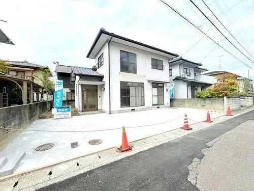 Akiya in Matsuyama