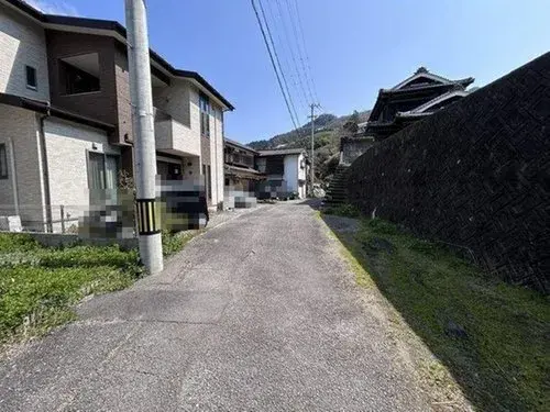 [4LDK+S Property] Iyo City Ehime Prefecture (2)