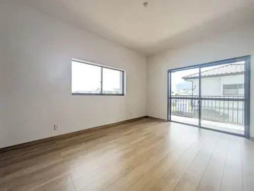 Casa de 2 plantas con LDK de 18+ tatamis, Ciudad de Munakata, Prefectura de Fukuoka (4)