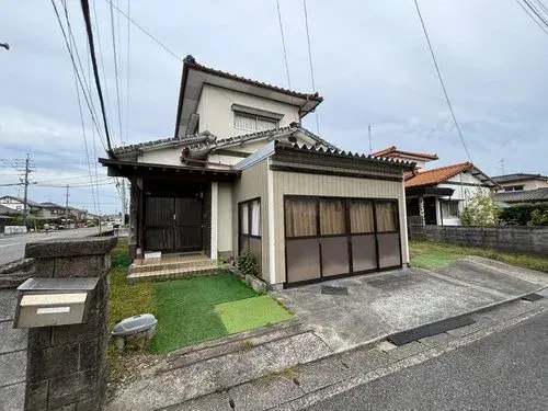 Akiya in Saga