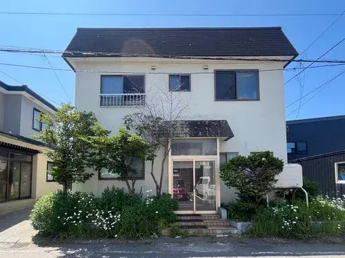 Akiya in Mombetsu