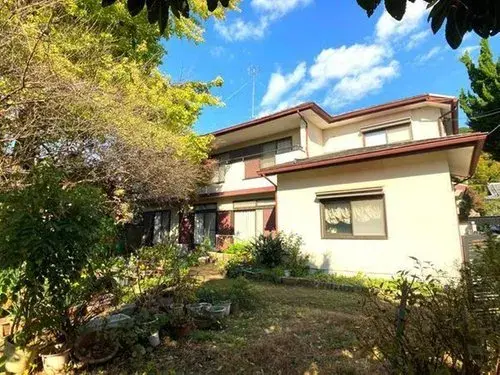 Akiya in Pueblo de Oiso