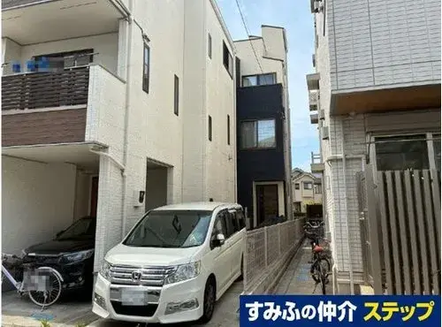 Akiya in Kawasaki