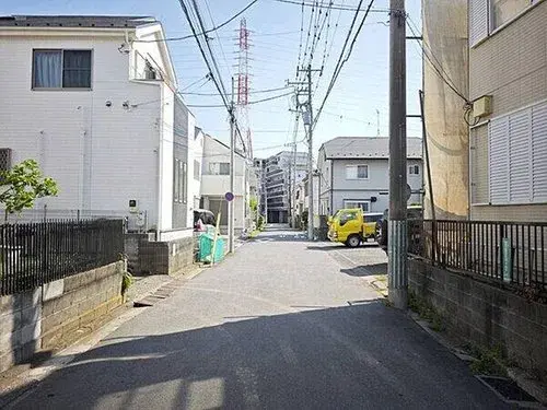 2LDK+S Property Yokohama City Kanagawa Prefecture (2)